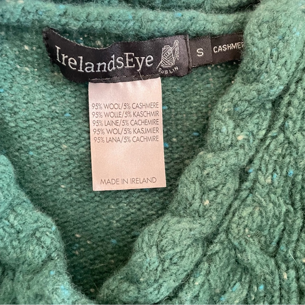 IrelandsEye Wool & Cashmere Green Horseshoe Cable V-Neck Sweater Size Small - Picture 4 of 7